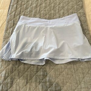 Lululemon skirt size 8